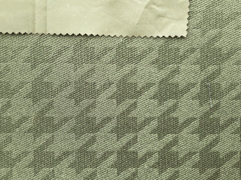 ✪ 要ブクマ！✪ アパレルやテキスタイルを学んでいる人向けに生地加工の種類を目的別に解説！ – アパレル資材研究所  「&CROP」by株式会社クロップオザキ